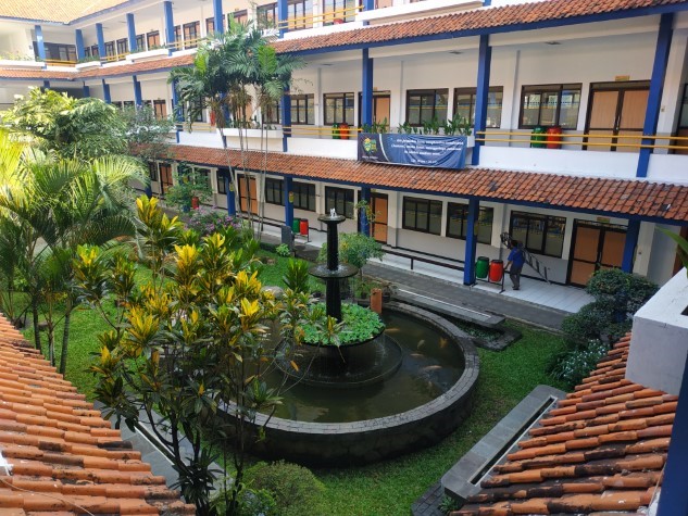 5b20d89078622cb0.jpg